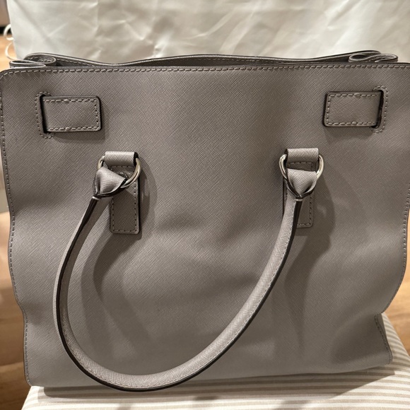 MICHAEL KORS Hamilton Large Micro Studded Leather Tote Pearl Grey with dust bag. - Picture 4 of 4